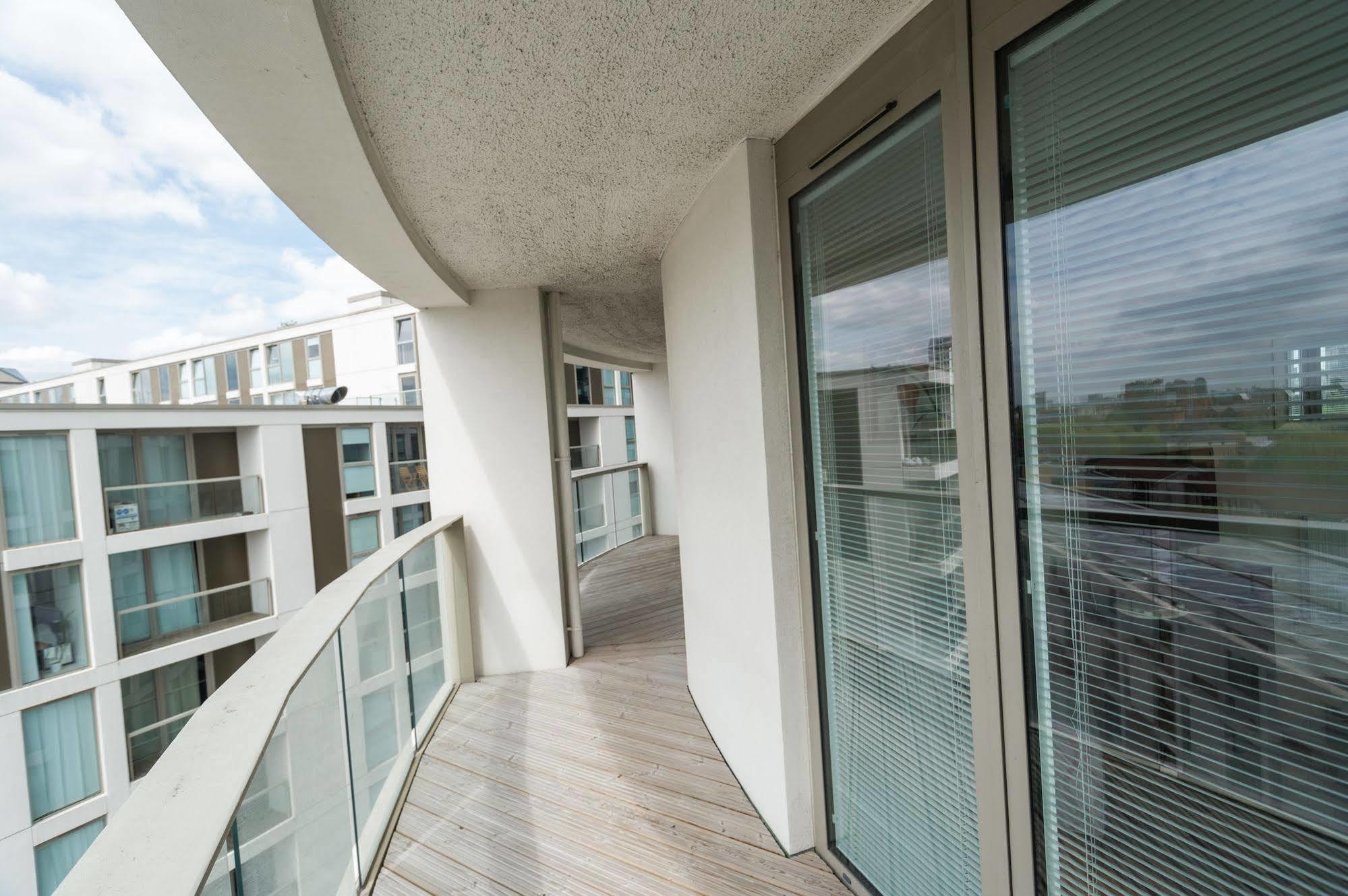 Saco Canary Wharf - Trinity Tower Лондон Екстериор снимка